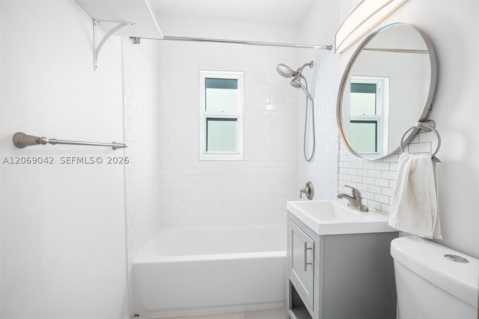 Real estate property located at 7207 Bay Dr #11, Miami-dade, Island Point South Condo, Miami Beach, FL