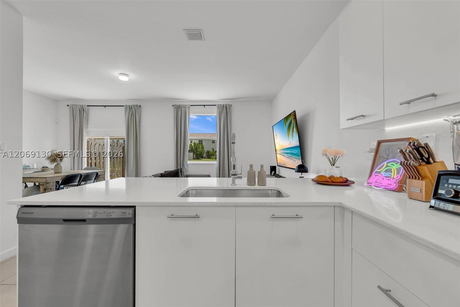 Real estate property located at 12613 23rd Pl, Miami-dade, Golf Park Sec 1, Miami, FL