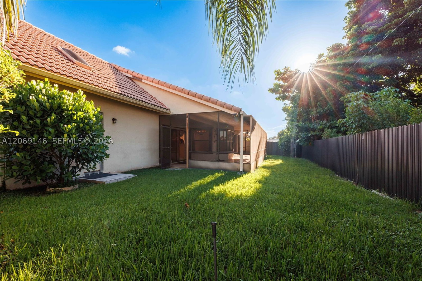 Real estate property located at 15821 Huntridge Rd, Broward, Hawkes Bluff Too, Davie, FL
