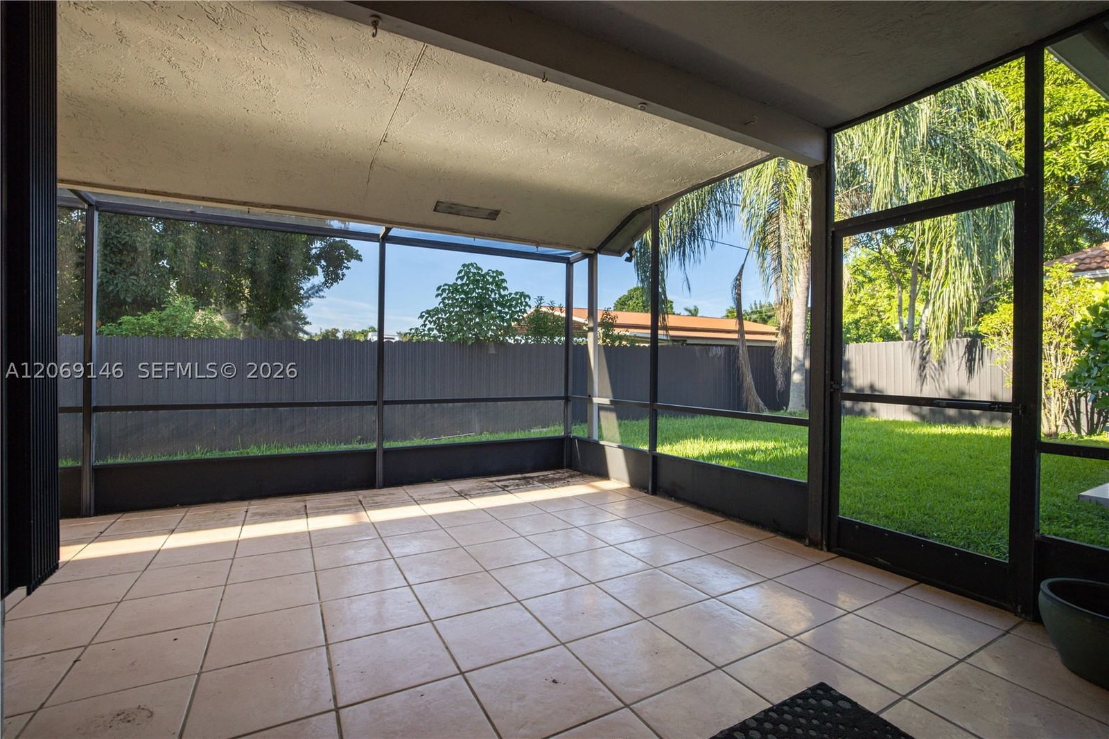 Real estate property located at 15821 Huntridge Rd, Broward, Hawkes Bluff Too, Davie, FL