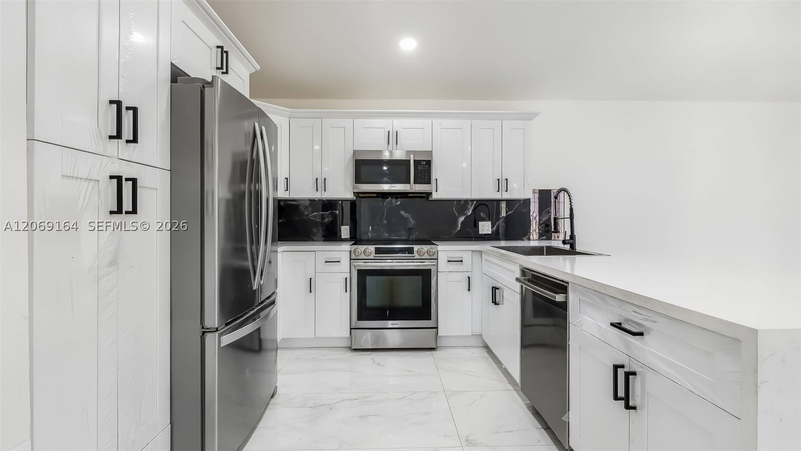 Real estate property located at 2421 84th Ter, Broward, University Park Parcels 9, Miramar, FL