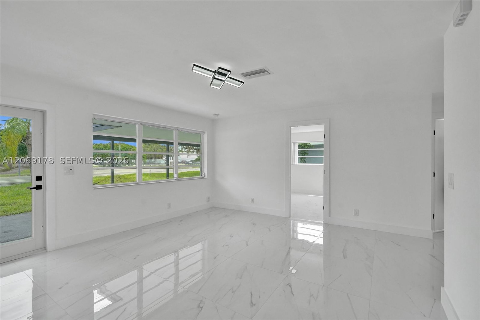 Real estate property located at 1220 8th St, Broward, Pine Crest Amended Plat, Pompano Beach, FL