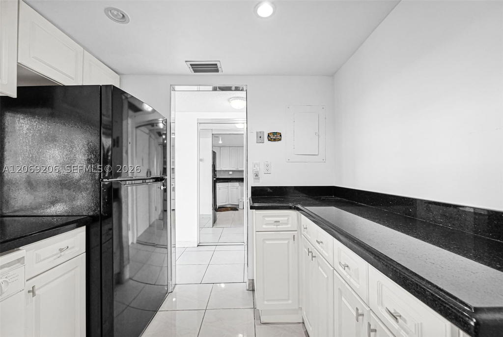 Real estate property located at 2100 Sans Souci Blvd A509, Miami-dade, Bayview Towers Condo Sout, North Miami, FL
