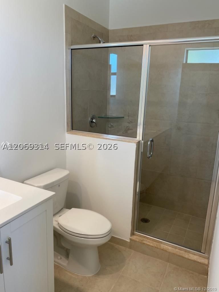 Real estate property located at 388 208th Ter, Miami-dade, Via Ventura Neighborhood, Miami, FL