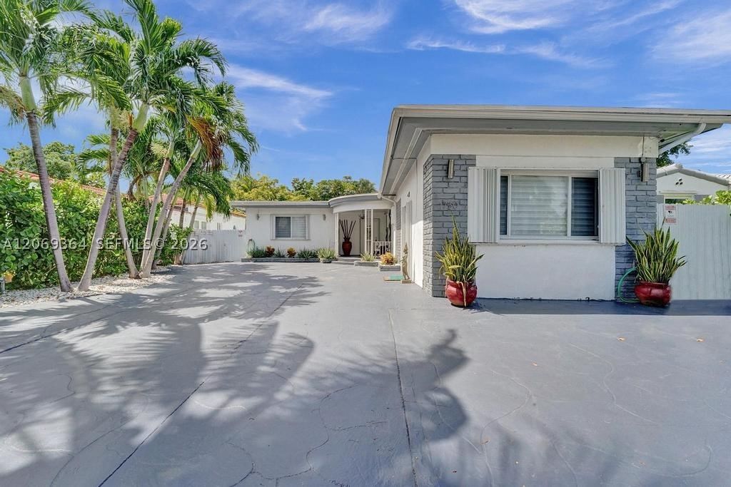 Real estate property located at 1750 71st St, Miami-dade, Isle Of Normandy Miami Vi, Miami Beach, FL