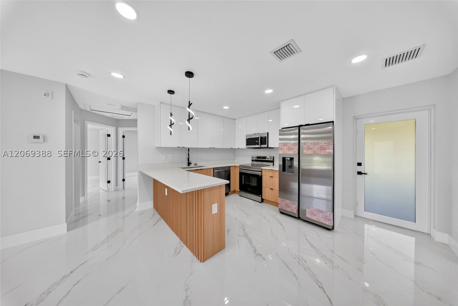 Real estate property located at 231 Andalucia Ave S, Lee, Lehigh Acres, Lehigh Acres, FL