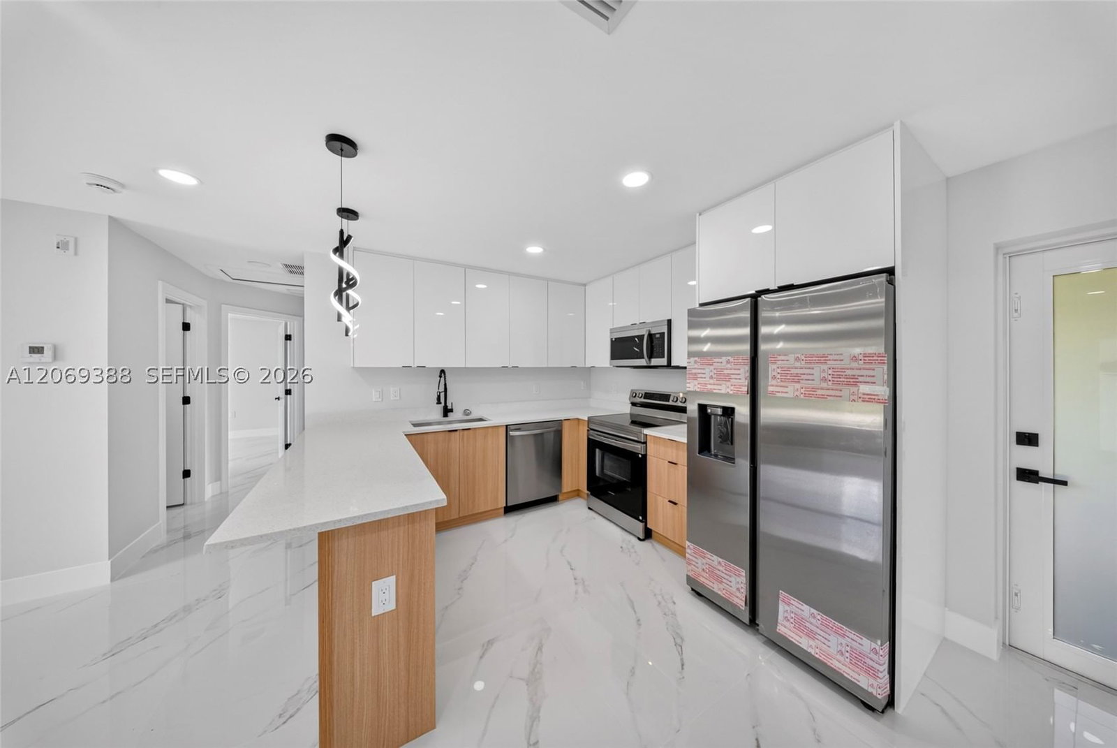 Real estate property located at 231 Andalucia Ave S, Lee, Lehigh Acres, Lehigh Acres, FL