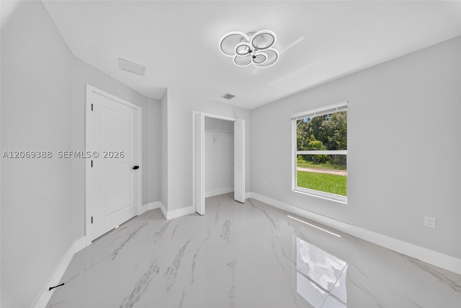 Real estate property located at 231 Andalucia Ave S, Lee, Lehigh Acres, Lehigh Acres, FL