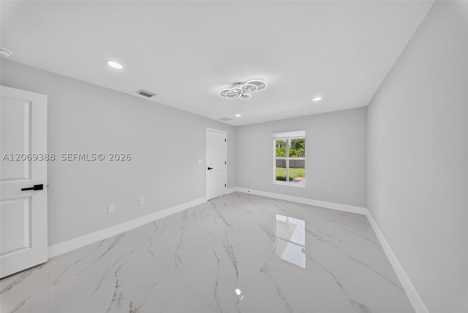 Real estate property located at 231 Andalucia Ave S, Lee, Lehigh Acres, Lehigh Acres, FL