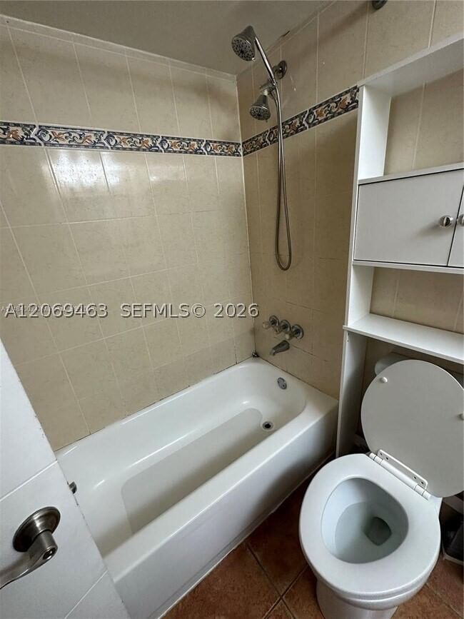 Real estate property located at 1801 Treasure Dr #112, Miami-dade, North Bay Villas Condo, North Bay Village, FL