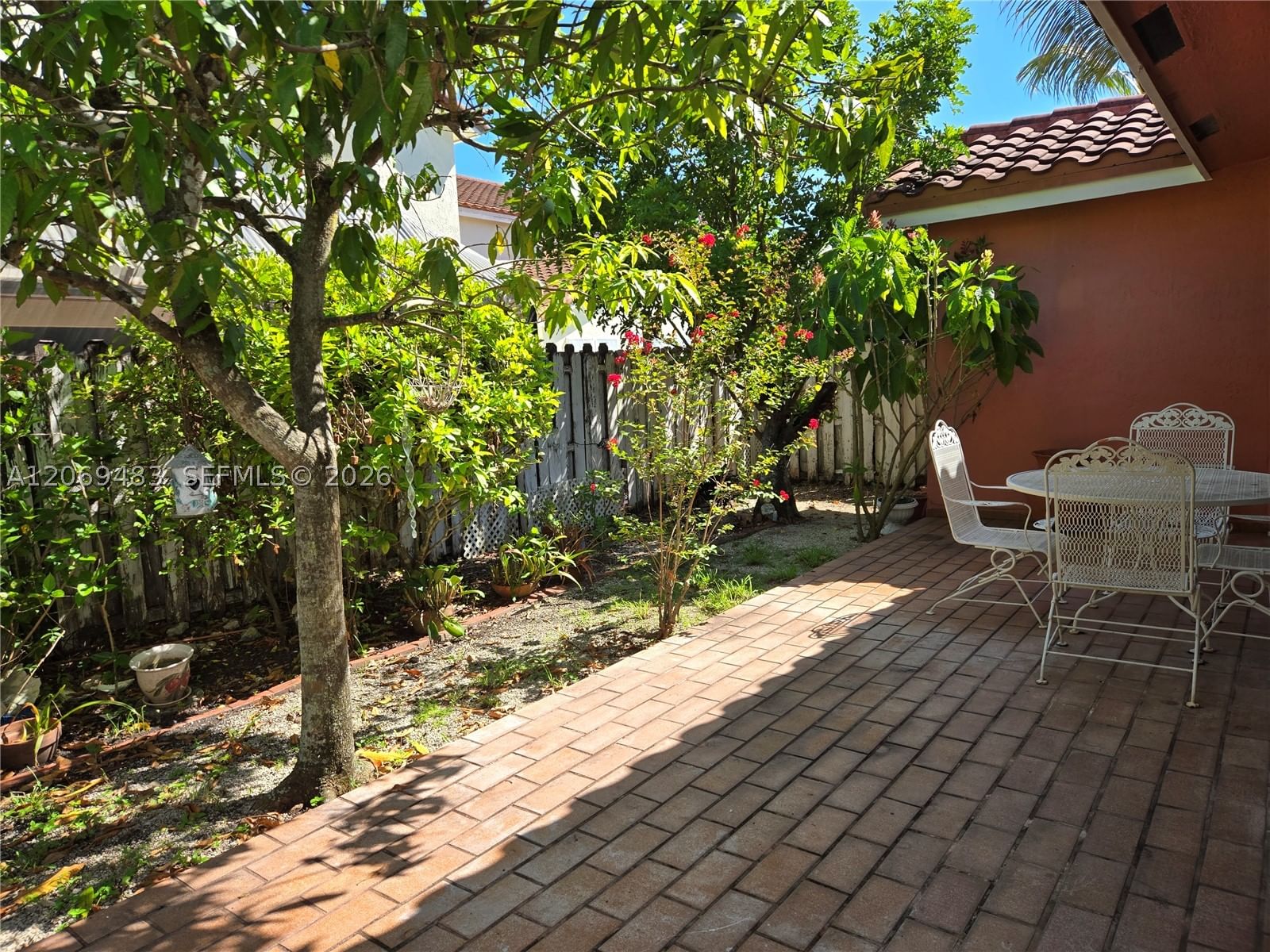 Real estate property located at 15416 50th Ter, Miami-dade, Lakes Of The Meadow-meado, Miami, FL