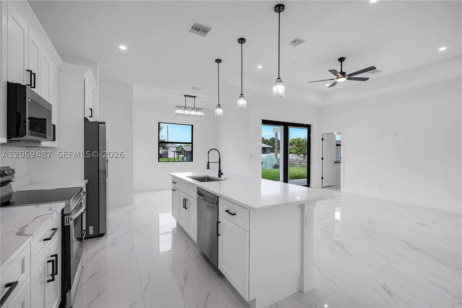 Real estate property located at 3005 Ida Ave, Lee, Lehigh Acres, Lehigh Acres, FL