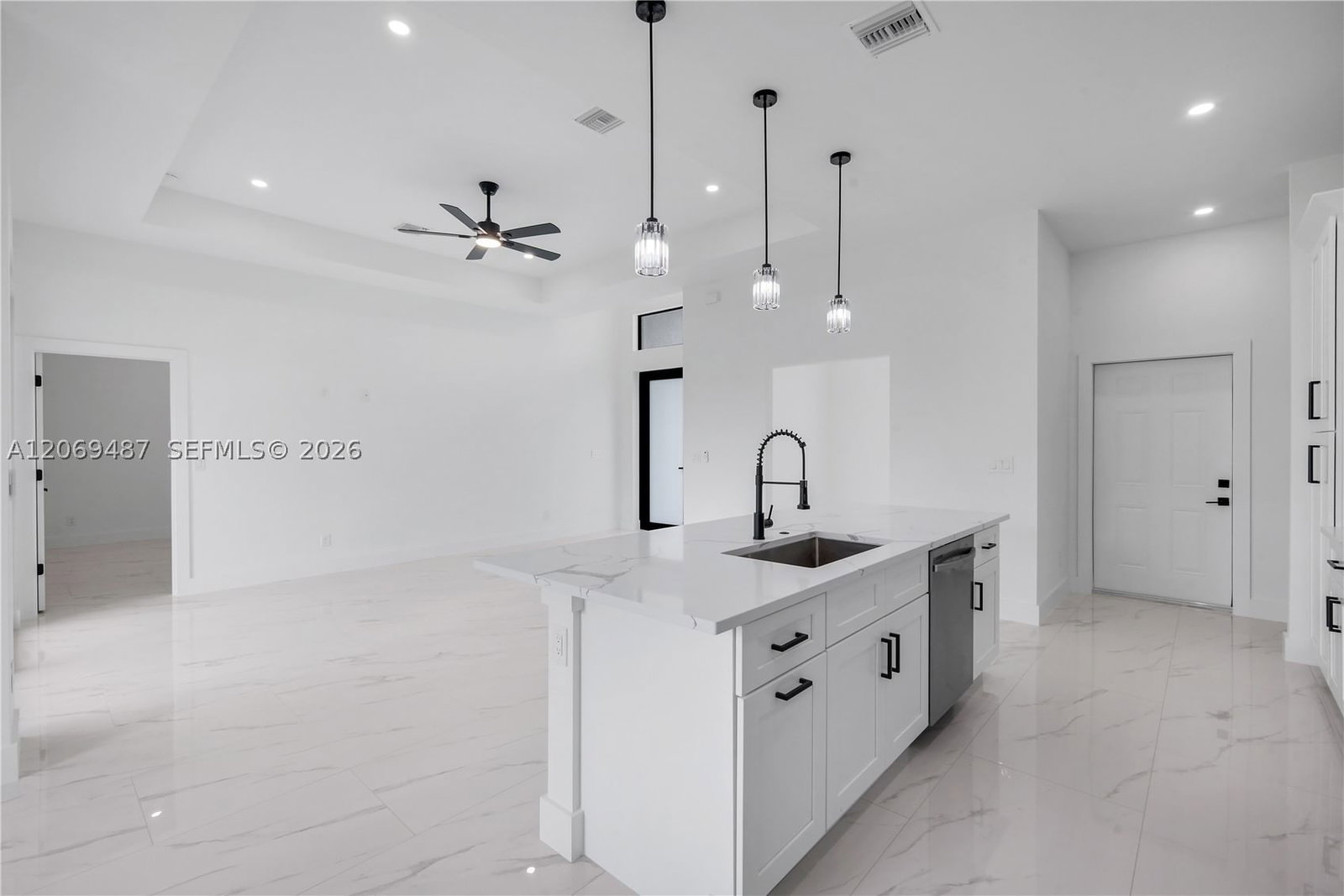 Real estate property located at 3005 Ida Ave, Lee, Lehigh Acres, Lehigh Acres, FL
