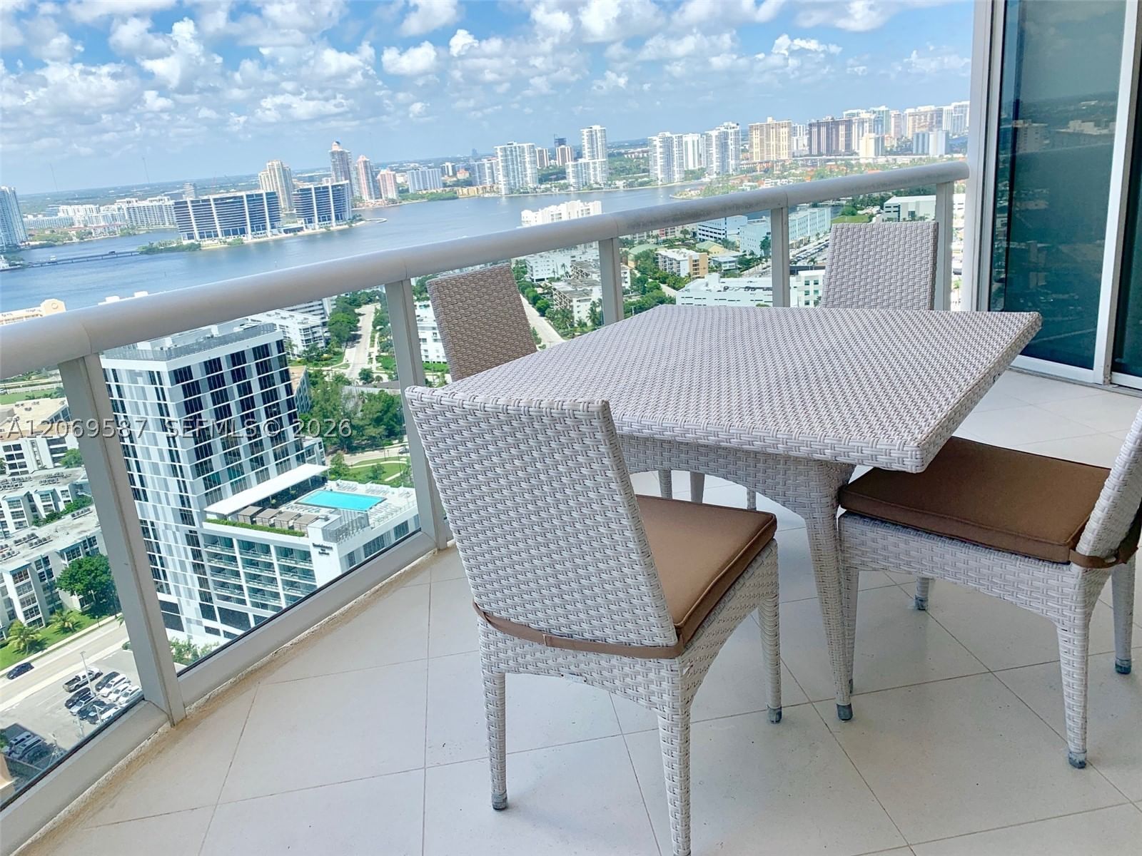 Real estate property located at 17555 Collins Ave #3202, Miami-dade, The Pinnacle Condo, Sunny Isles Beach, FL