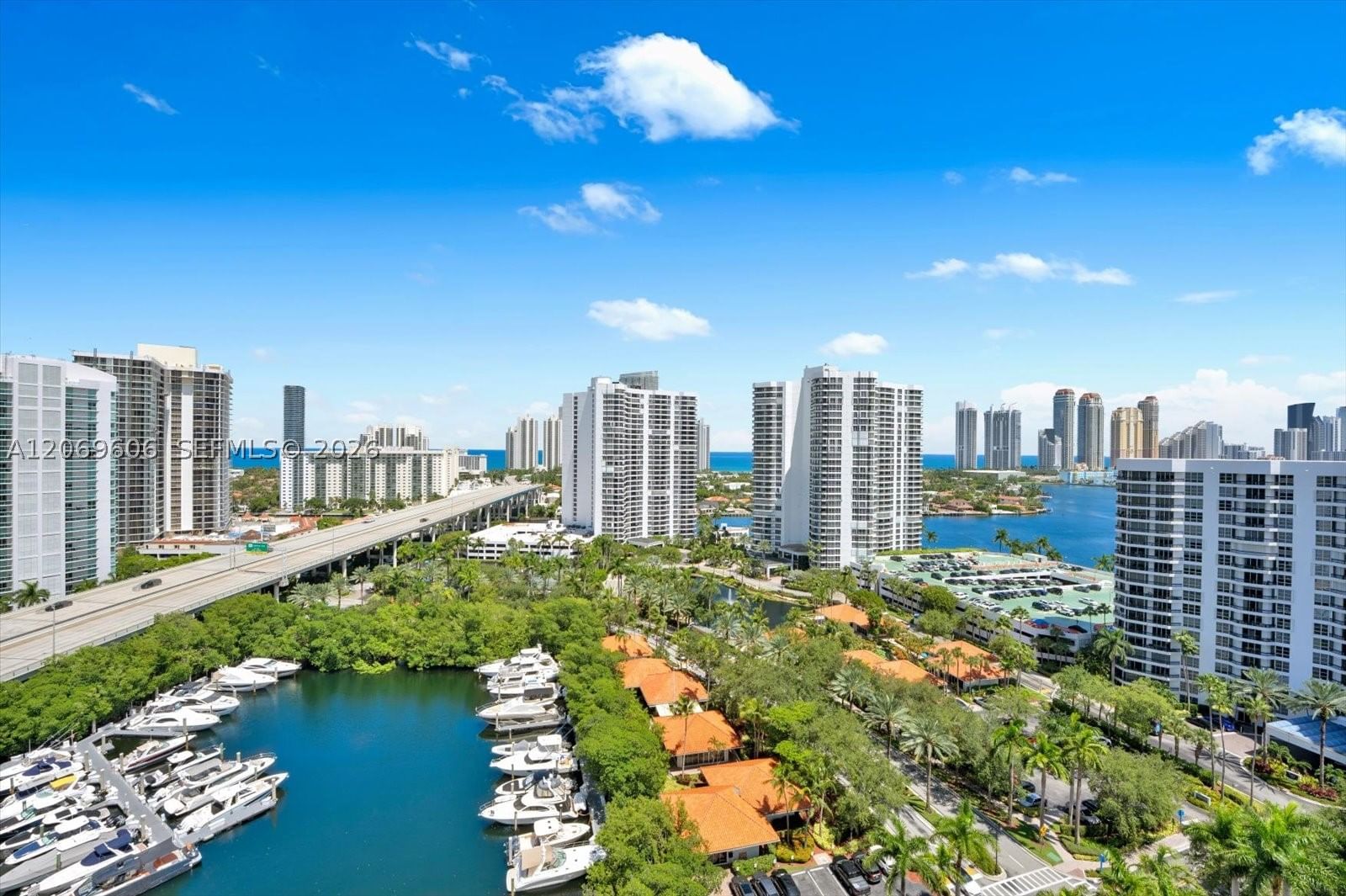 Real estate property located at 3500 Mystic Pointe Dr #2107, Miami-dade, Mystic Pointe Tower 400, Aventura, FL