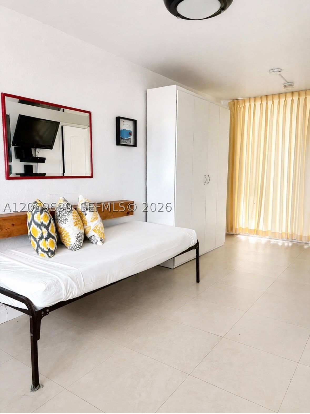 Real estate property located at 5445 Collins Ave CU26, Miami-dade, Castle Beach Club Condo, Miami Beach, FL