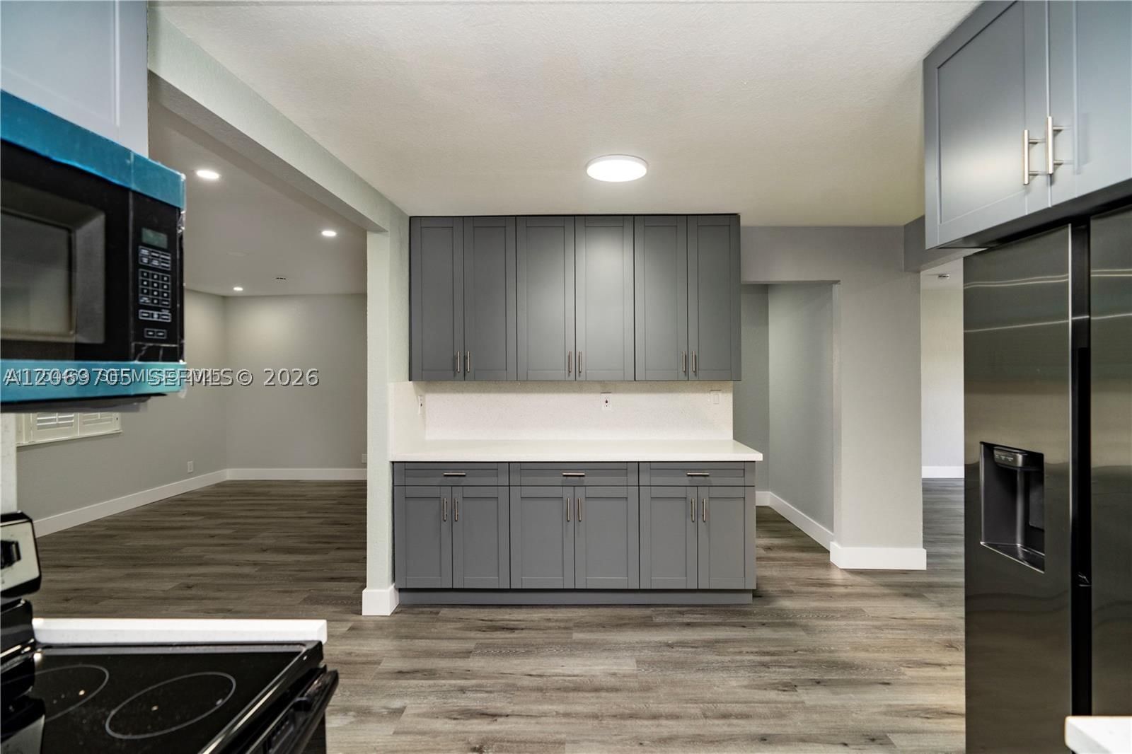 Real estate property located at 8110 4th Pl, Broward, North Lauderdale Village, North Lauderdale, FL