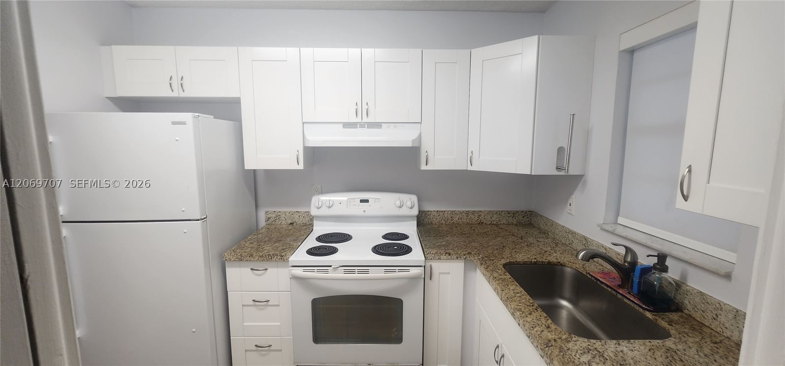 Real estate property located at 1555 12th Ct #8B, Broward, Crystal Court Manor No 15, Hollywood, FL