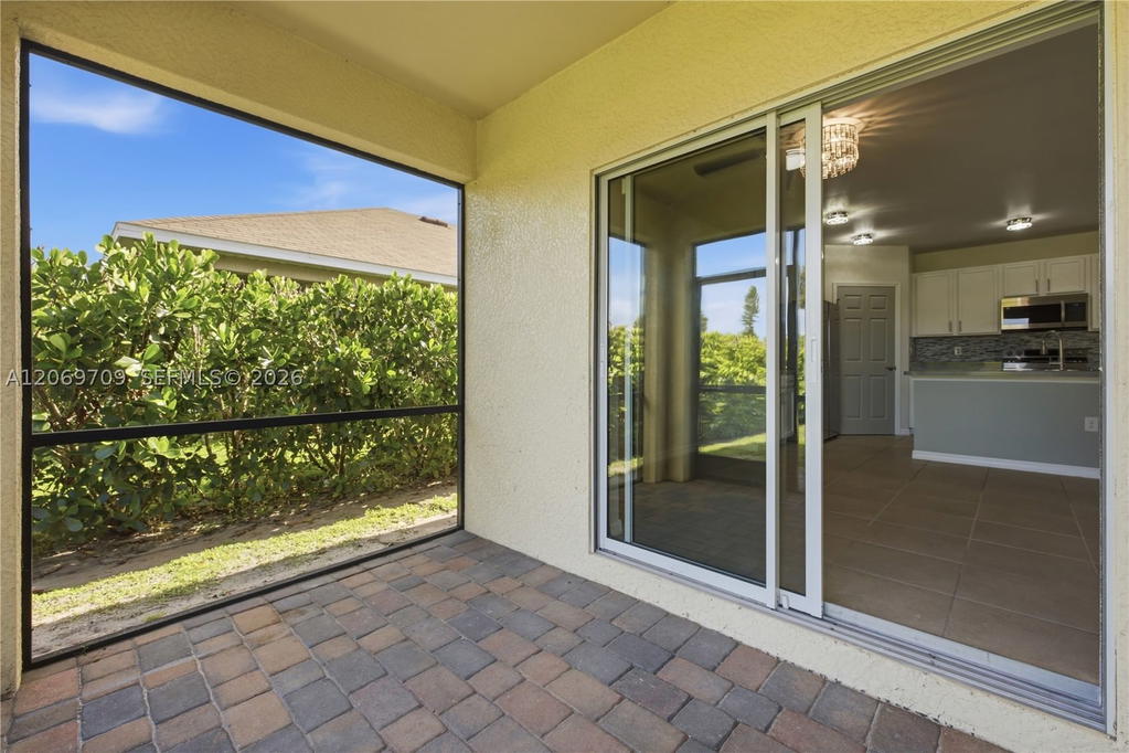 Real estate property located at 10288 silver pond LN, Lee, Caloosa Lakes Ph 1, Lehigh Acres, FL