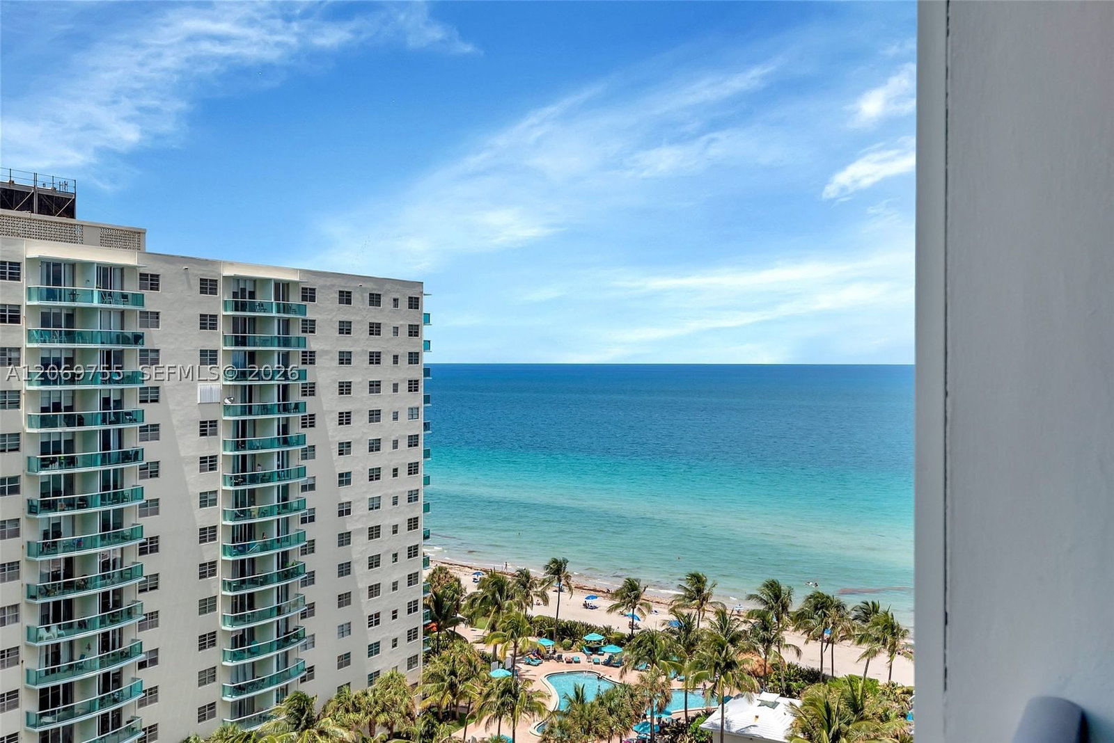 Real estate property located at 4001 Ocean Dr #14H, Broward, Sian Ocean Residences Con, Hollywood, FL