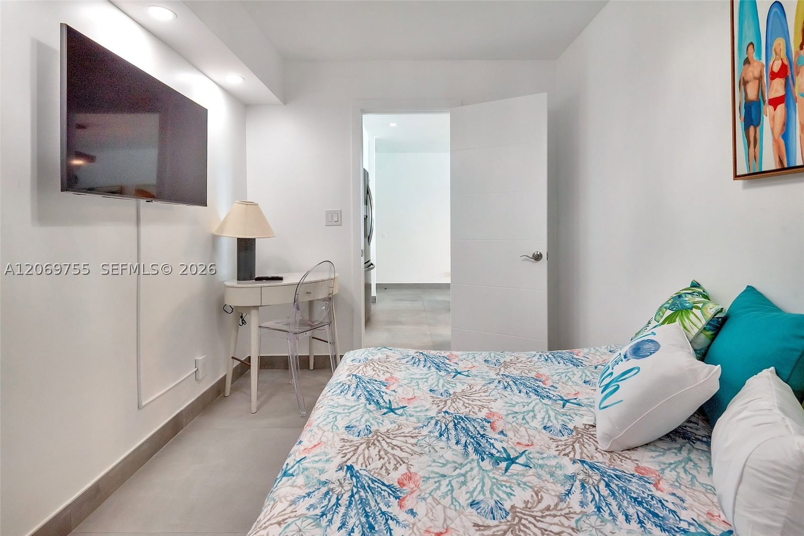 Real estate property located at 4001 Ocean Dr #14H, Broward, Sian Ocean Residences Con, Hollywood, FL