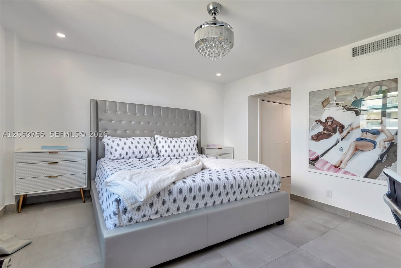 Real estate property located at 4001 Ocean Dr #14H, Broward, Sian Ocean Residences Con, Hollywood, FL