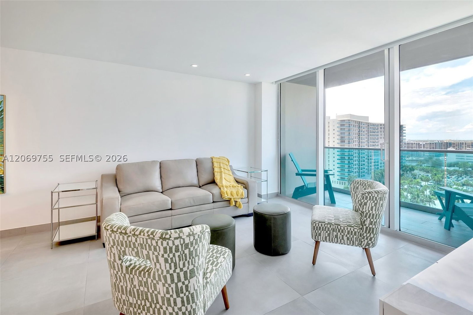 Real estate property located at 4001 Ocean Dr #14H, Broward, Sian Ocean Residences Con, Hollywood, FL