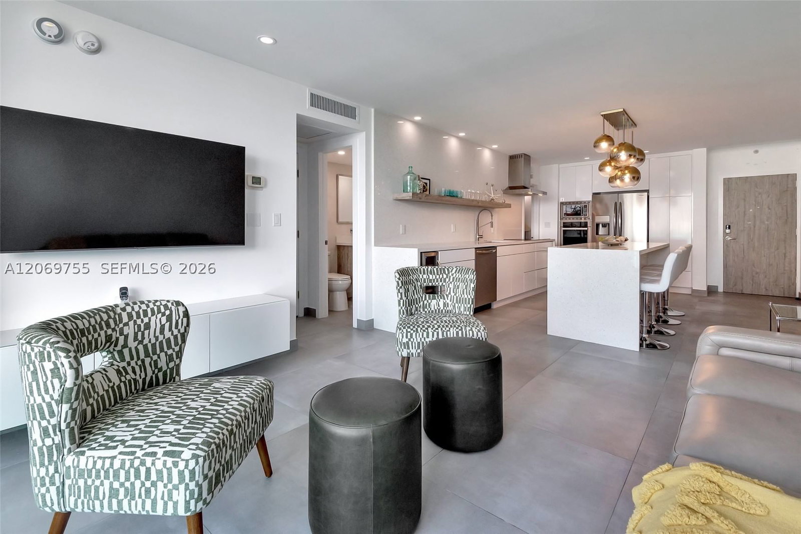 Real estate property located at 4001 Ocean Dr #14H, Broward, Sian Ocean Residences Con, Hollywood, FL