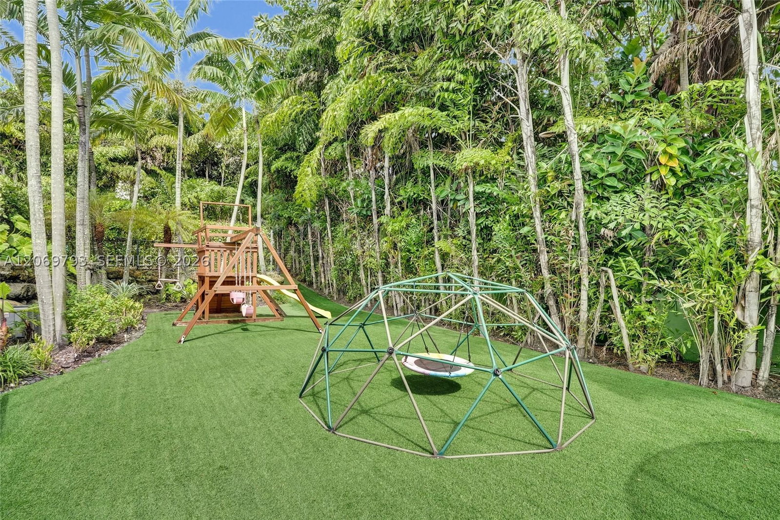 Real estate property located at 19231 22nd Ave, Miami-dade, Enchanted Lake Sec 3, Miami, FL