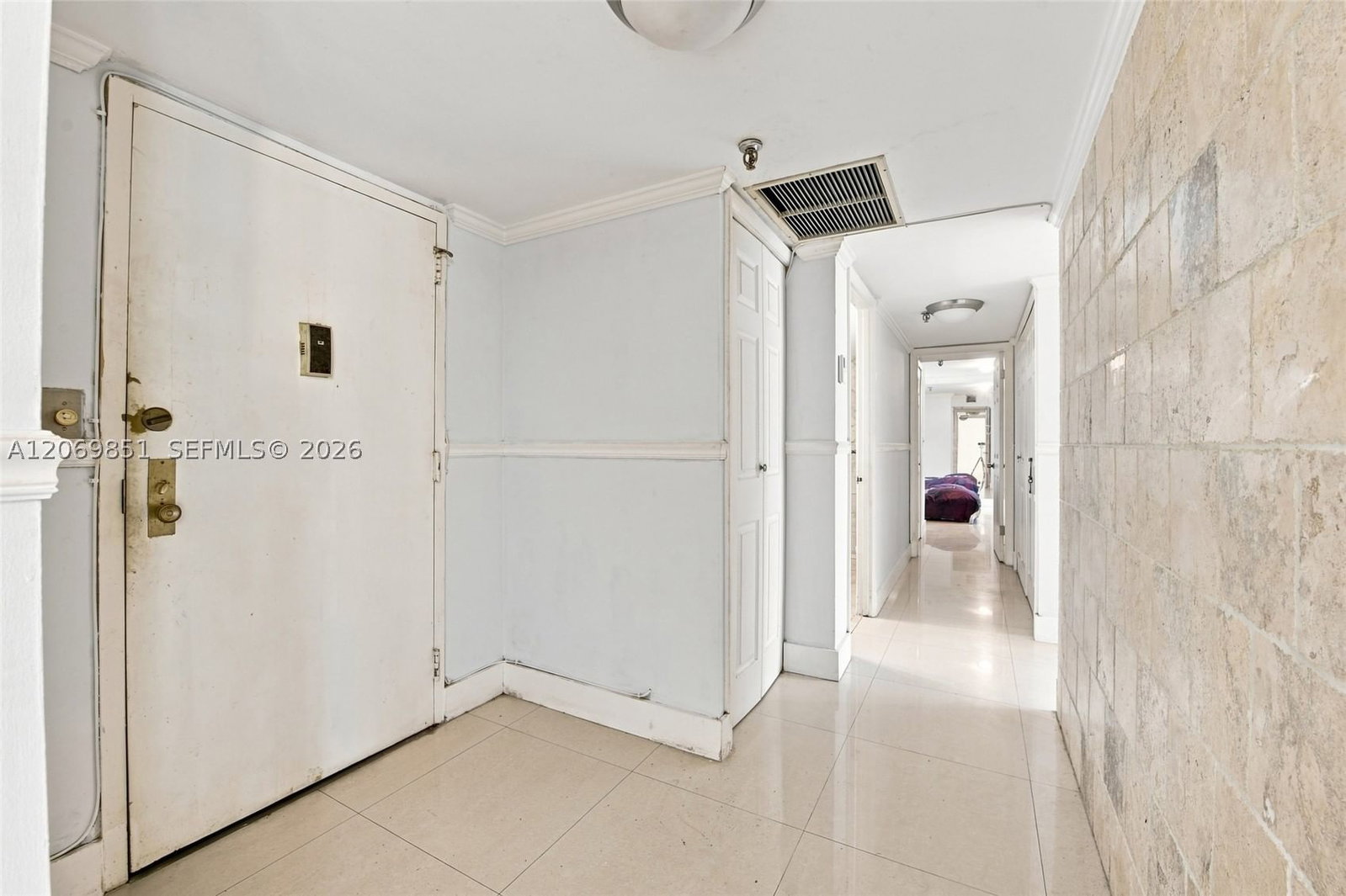 Real estate property located at 661 195th St #104, Miami-dade, Coco Wood Condo, Miami, FL
