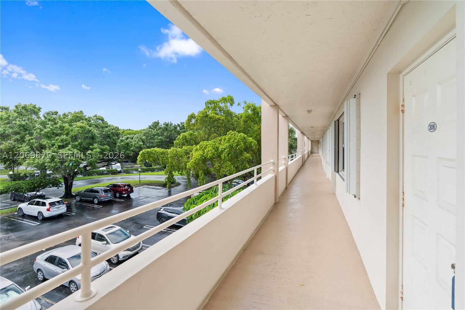 Real estate property located at 3970 Oaks Clubhouse Dr #306, Broward, Palm-aire C C 78a Condo, Pompano Beach, FL