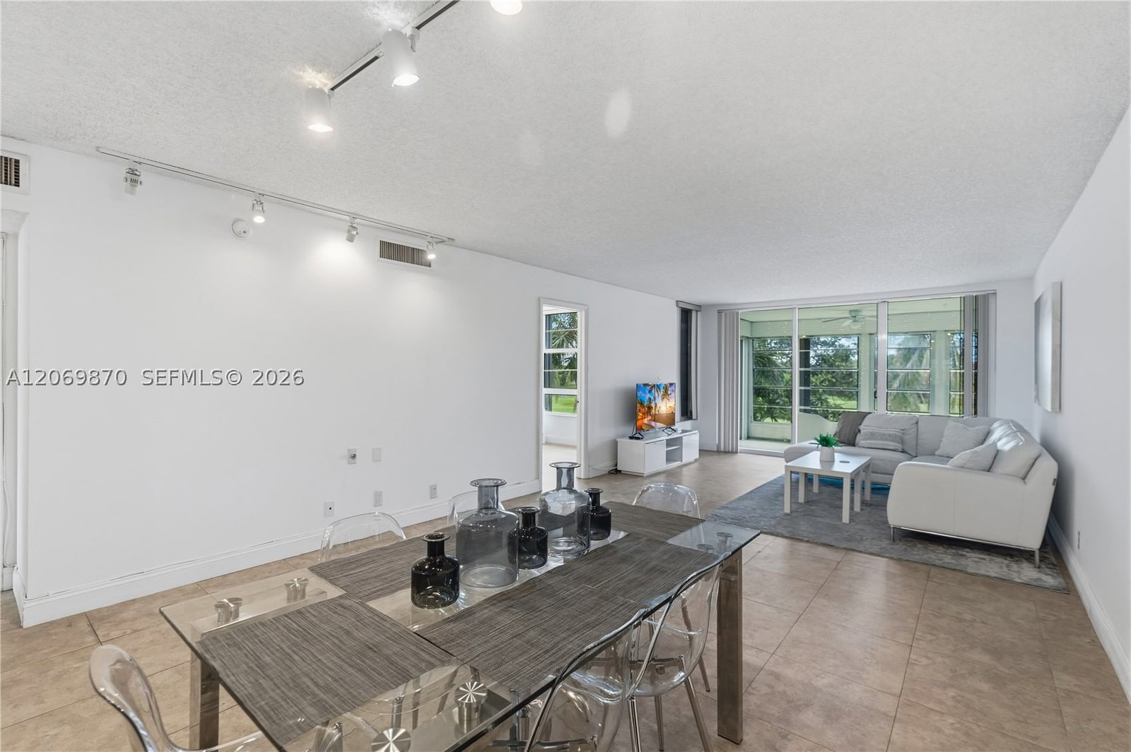 Real estate property located at 3970 Oaks Clubhouse Dr #306, Broward, Palm-aire C C 78a Condo, Pompano Beach, FL