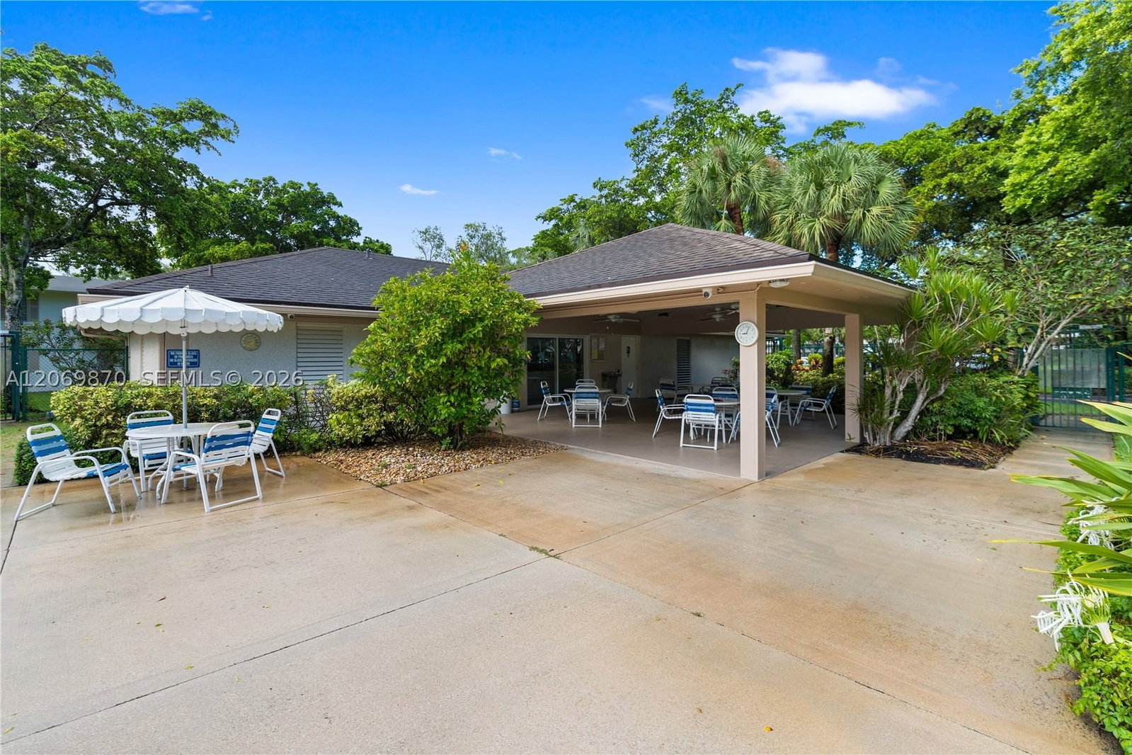 Real estate property located at 3970 Oaks Clubhouse Dr #306, Broward, Palm-aire C C 78a Condo, Pompano Beach, FL