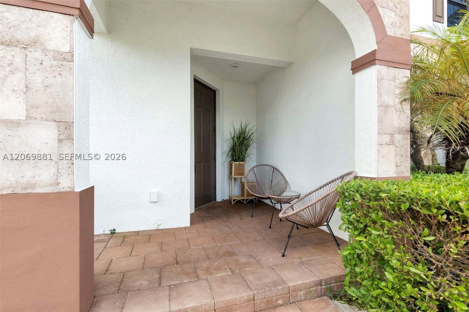 Real estate property located at 10615 34th Ct, Miami-dade, Aquabella Section Two, Hialeah, FL