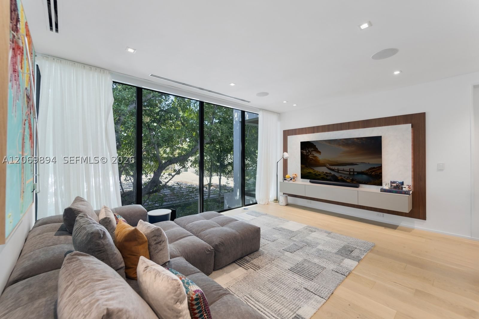 Real estate property located at 6015 Bay Rd, Miami-dade, La Gorce Golf Sub, Miami Beach, FL
