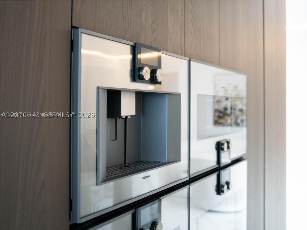 Real estate property located at 18501 Collins Ave #1104, Miami-dade, Turnberry Ocean Club, Sunny Isles Beach, FL