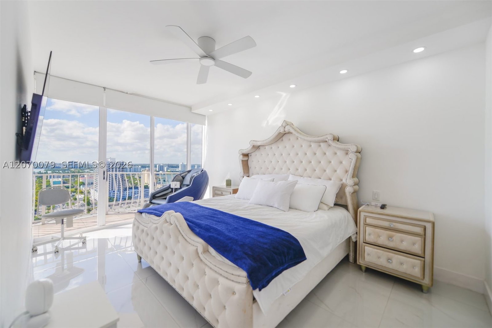 Real estate property located at 7601 Treasure Dr PH103, Miami-dade, The Grandview Palace Cond, North Bay Village, FL