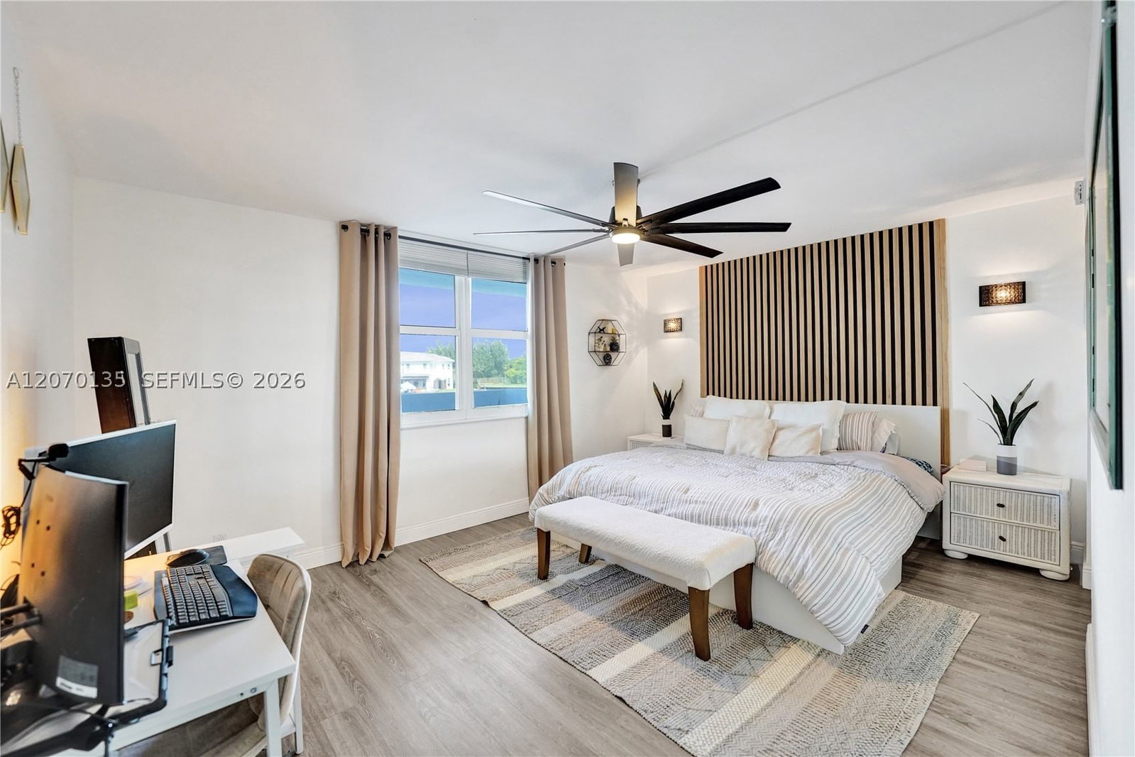 Real estate property located at 1400 Ocean Dr #205, Broward, Trafalgar Towers, Hollywood, FL