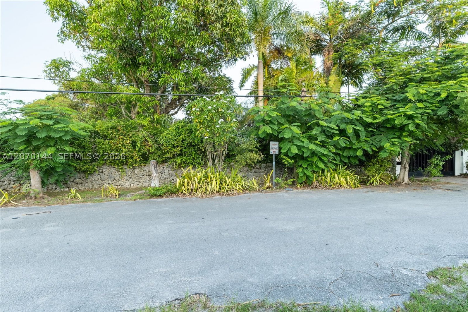 Real estate property located at 10901 3rd Ave, Miami-dade, Pasadena Park Sub, Miami, FL