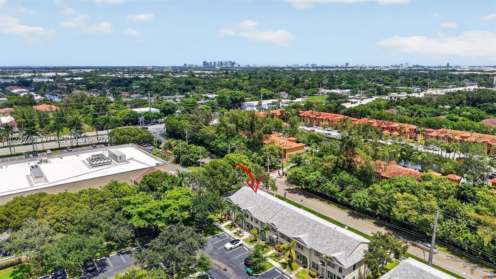 Real estate property located at 4902 31st Ter, Broward, Banyan Oakridge Commercia, Dania Beach, FL