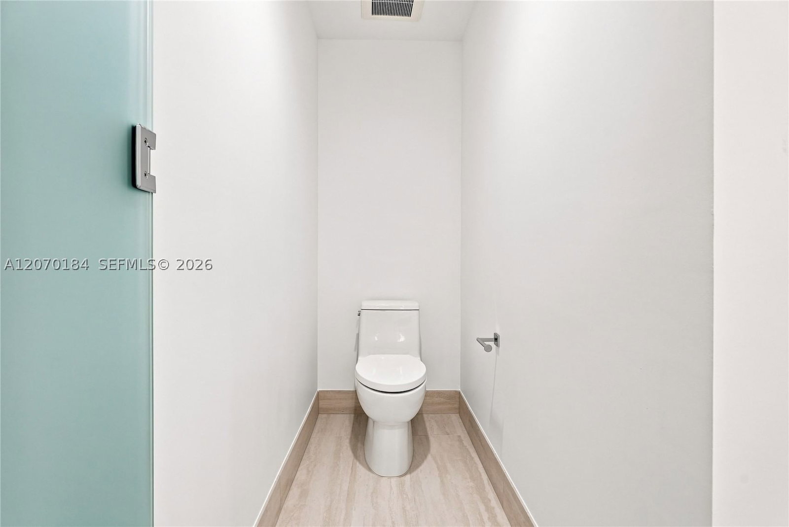 Real estate property located at 2411 Laguna Cir #1402, Miami-dade, One Park Tower, Miami, FL