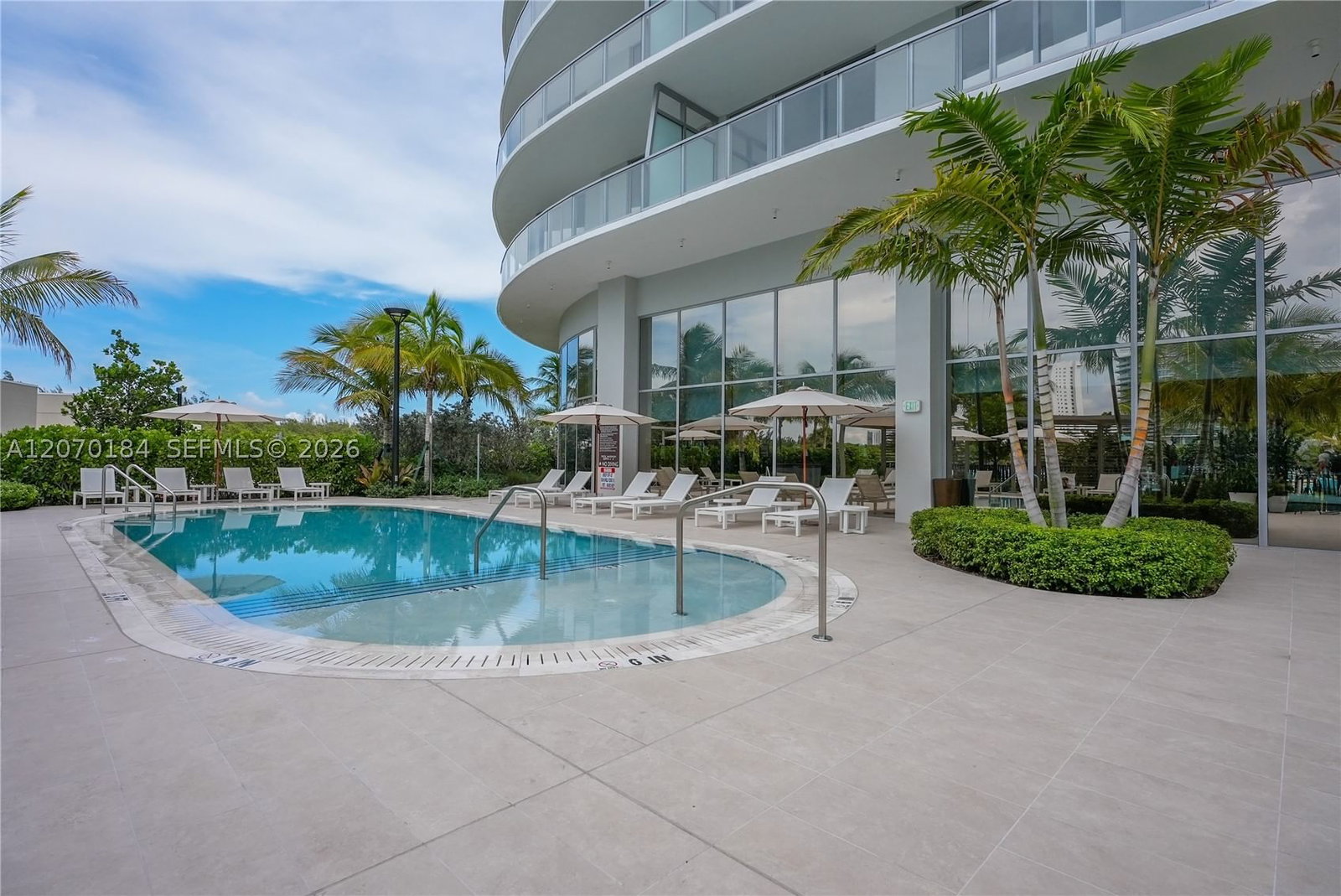 Real estate property located at 2411 Laguna Cir #1402, Miami-dade, One Park Tower, Miami, FL