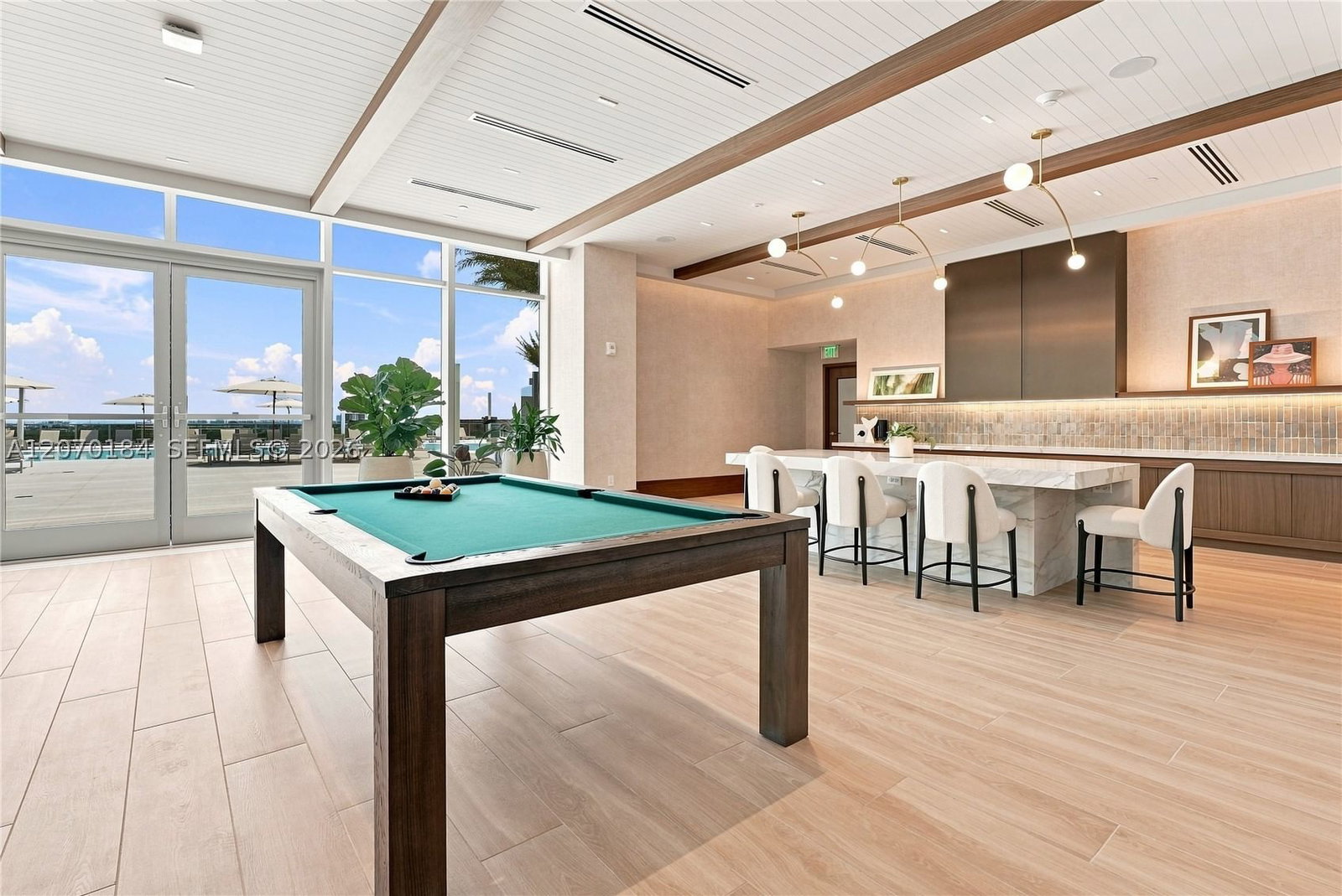 Real estate property located at 2411 Laguna Cir #1402, Miami-dade, One Park Tower, Miami, FL