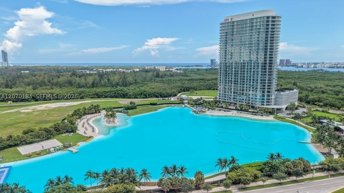 Real estate property located at 2411 Laguna Cir #1402, Miami-dade, One Park Tower, Miami, FL