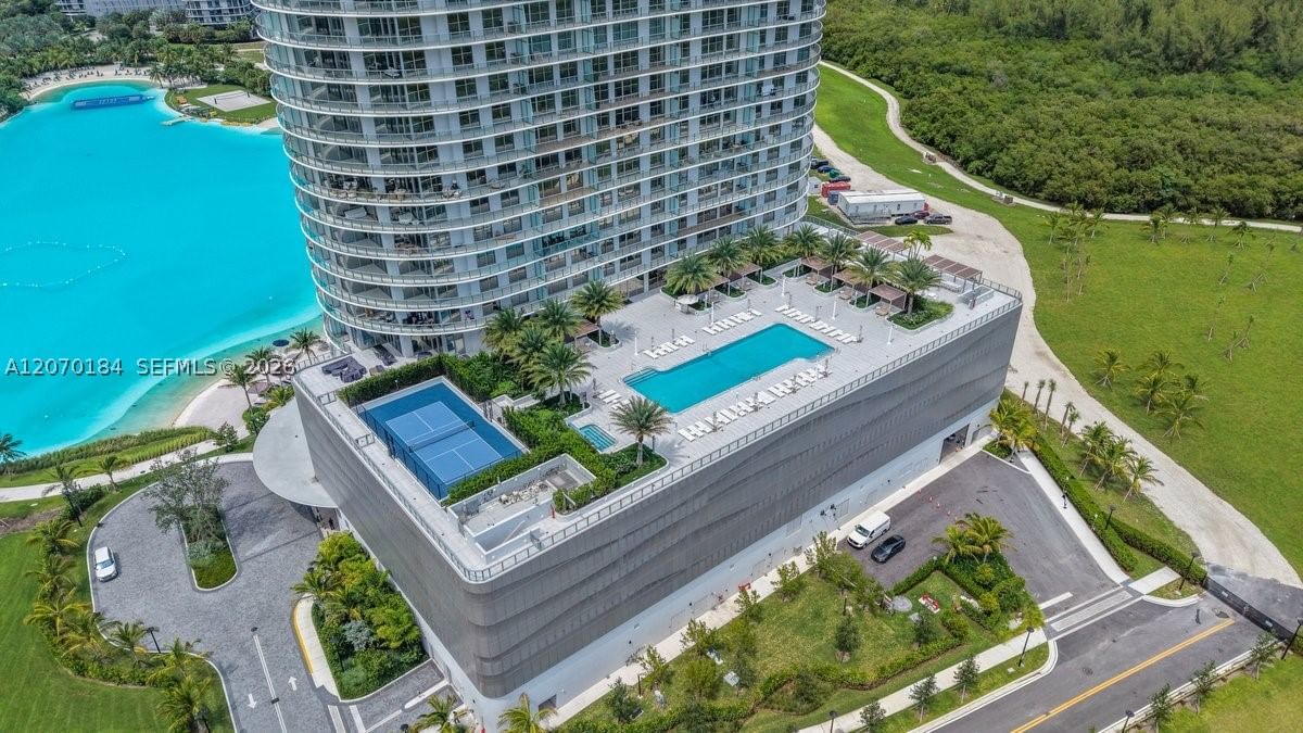 Real estate property located at 2411 Laguna Cir #1402, Miami-dade, One Park Tower, Miami, FL