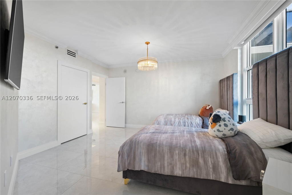 Real estate property located at 19111 Collins Ave #403, Miami-dade, Ocean Two Condo, Sunny Isles Beach, FL