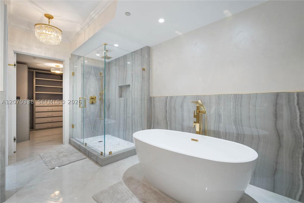 Real estate property located at 19111 Collins Ave #403, Miami-dade, Ocean Two Condo, Sunny Isles Beach, FL
