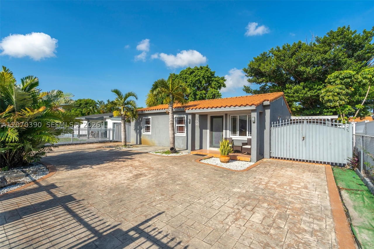 Real estate property located at 820 10th Ave, Miami-dade, Sun-tan Vill Sec 5, Hialeah, FL