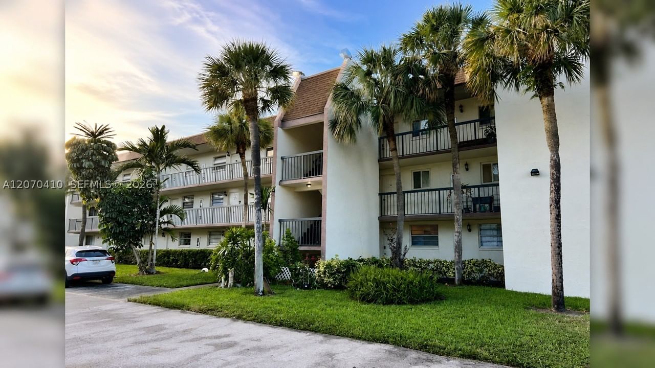 Real estate property located at 7500 17 St #107, Broward, Omega Condo No 8, Plantation, FL