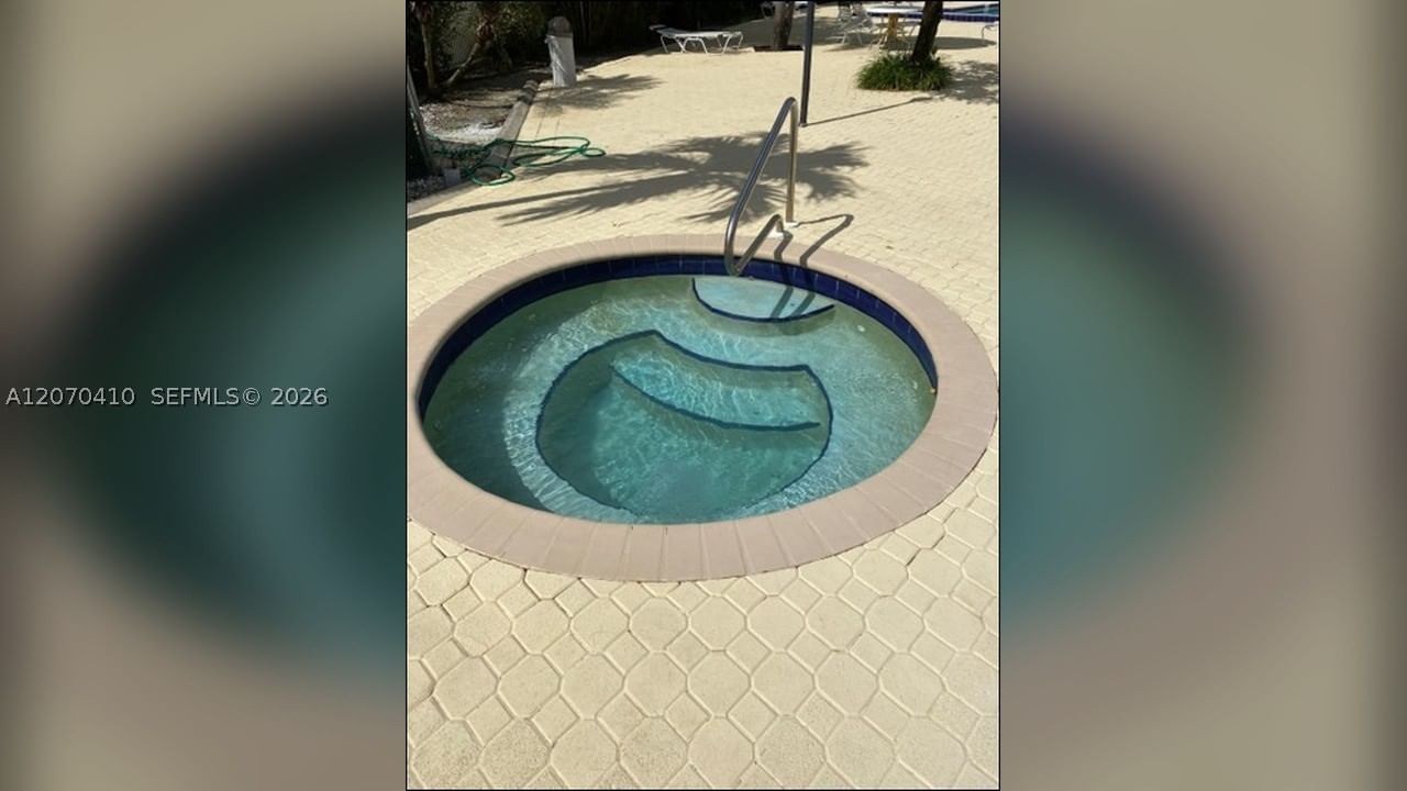 Real estate property located at 7500 17 St #107, Broward, Omega Condo No 8, Plantation, FL